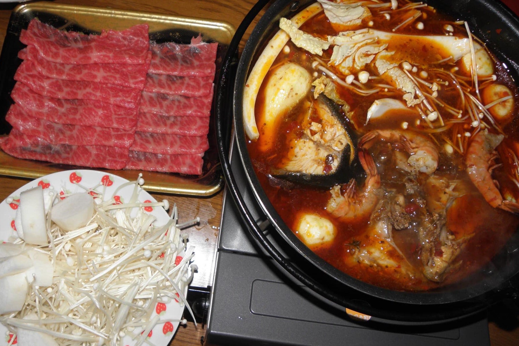 マーシーの美味しい3分中華料理クッキング!中国の火鍋の中でも最も人気がある重慶火鍋!